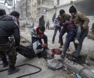 المرصد السورى: مسلحون يطلقون النار على متظاهرين فى إدلب غرب سوريا