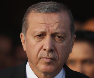 أردوغان يؤجل تنفيذ مشروعات كبرى.. هكذا ركع الرئيس التركي أمام الأزمة الاقتصادية