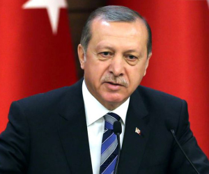 أردوغان يهنئ أنصاره بالتصويت بنعم في الاستفتاء..والمعارضة ترفض النتائج