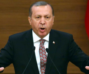قيادي كردستاني: أردوغان أقام معسكرات تدريب للإخوان في تركيا