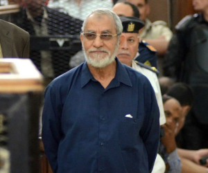 الجنايات تؤجل محاكمة بديع و738 متهما بـ«فض اعتصام رابعة» لـ 22 مايو