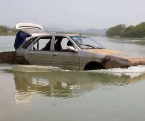مهندس ميكانيكي صيني يخترع مركبة برمائية (فيديو)