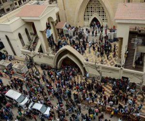 «جوجل» يتشح بالسواد حزنا على ضحايا تفجيرات الكنائس في مصر