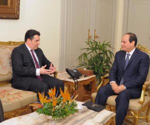 السيسي يستقبل وزير الدفاع القبرصي في حضور صدقي صبحي 