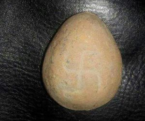 لغز علامة النازية على قطعة أثرية مكتشفة في الإسكندرية