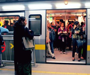 عناصر شرطة نسائية داخل عربات مترو السيدات للتعامل مع حالات التحرش