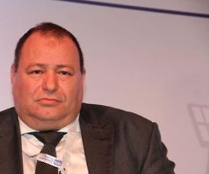 نائب وزير الكهرباء يعلن تشكيل لجنة عليا لمتابعة شركات التوزيع
