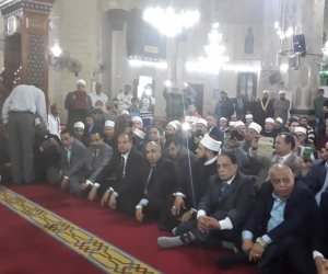 محافظ الإسكندرية يشهد احتفالات الإسراء والمعراج بمسجد أبي العباس المرسي (صور ) 