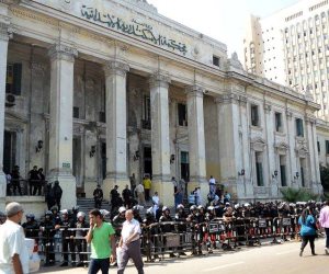 تأجيل جلسة محاكمة نائب محافظ الأسكندرية السابق و 33 عضواً من جماعة الإخوان الإرهابية لـ 25 يونيو القادم