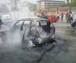  السيطرة على حريق سيارتين بطريق الإسكندرية الصحراوي