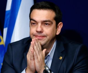 اليونان تبدأ علاج سنوات التقشف.. خفض الضرائب أولى خطوات أثينا لتعويض مواطنيها