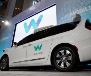 «وايمو» تبدأ اختباراتها للسيارات ذاتية القيادة على مئات الأسر الأمريكية 