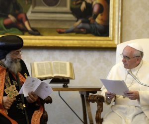 المركز الإعلامي للكنيسة: تواضروس وقع على بيان مع بابا الفاتكيان وليست اتفاقية