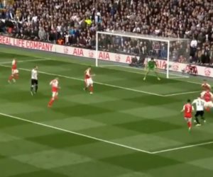 بالفيديو .. توتنهام يهزم أرسنال بثنائية ويواصل مطاردة تشيلسي في الدوري الإنجليزي