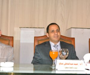 رئيس جامعة دمنهور يشهد حفل تخرج قسم الآثار و الدراسات اليونانية والرومانية