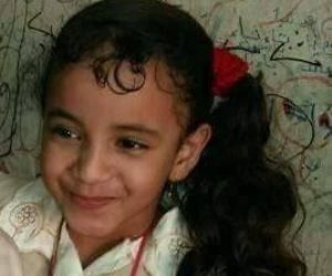 جنازة شعبية للطفلة رضوى ضحية غيرة «السلايف» في أسيوط