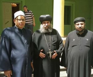 وكيل أوقاف أسيوط يزور المطرانية