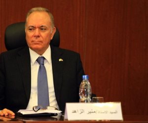 رئيس بنك القاهرة: كل المقومات الاقتصادية تؤكد أن الدولار سيتراجع