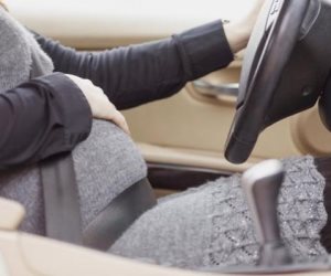 8 نصائح لقيادة السيارة أثناء فترة الحمل 