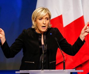 التحقيق مع زعيمة اليمين المتطرف فى فرنسا بتهمة خيانة الأمانة