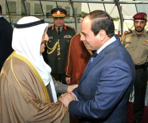 السيسي يستقبل رئيس الوزراء الكويتي بمقر إقامته في الكويت