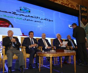 الزناتي: تفعيل خدمة «موبايل أبلكيشن» لاستقبال شكاوى المعلمين