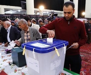 «إعدام المعارضين» تخيم على أجواء انتخابات الرئاسة الإيرانية