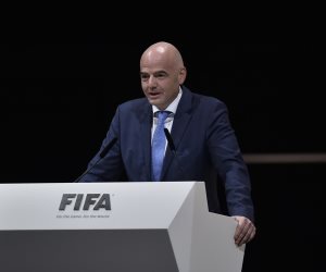 رئيس «الفيفا» يحضر نهائى كأس أمير قطر