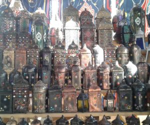 رحلة صناعة «فوانيس رمضان» من داخل أقدم ورشة في الشرقية