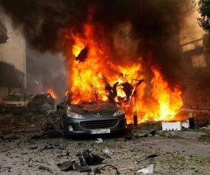 مقتل 4 جنود يمنيين في هجوم بسيارة مفخخة لتنظيم القاعدة