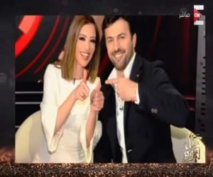 عمرو أديب بـ"ON E"يهنأ تيم حسن ووفاء الكيلانى..يؤكد: برنامجها قطم وسطى 
