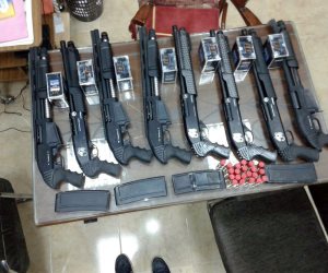 ضبط 15 بندقية آلية و4 فرد محلي الصنع في حملة أمنية بسوهاج