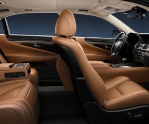 موديل رياضي من لكزس "إل إس" الفارهة