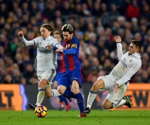 الأحد الناري في الدوري الإسباني.. برشلونة ينتظر هدية مالاجا (فيديو)