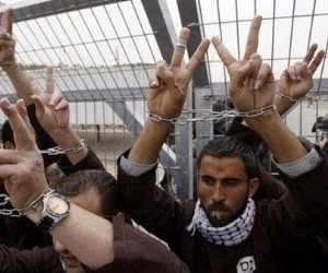 الأسرى الفلسطينيون يواصلون إضرابهم المفتوح عن الطعام لليوم الـ39