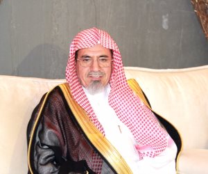إمام المسجد الحرام يشيد بالقمة العربية الإسلامية
