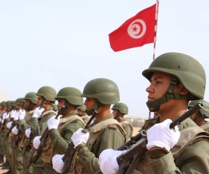 تونس تعلن مواقع الإنتاج مناطق عسكرية مغلقة