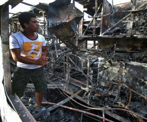 35 قتيلا فى تفجيرات انتحارية فى بغداد والبصرة مساء الجمعة