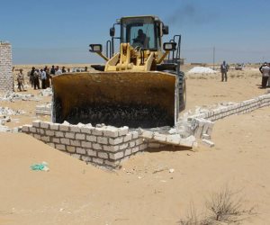 محافظ شمال سيناء: تنفيذ 30 قرار إزالة مباني على أملاك الدولة (صور)