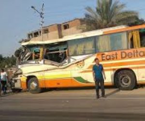 مصرع شخصين وإصابة ثالث في حادث تصادم أتوبيس وسيارة بطريق أبو صويرة رأس سدر