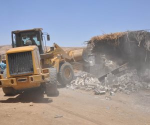 تنفيذ 18 قرار إزالة حالة تعدي على الطريق العام بنطاق حي شرق الإسكندرية