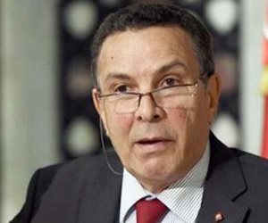 وزير الدفاع التونسي: نحقق في صحة تحويل أموال قطرية عبر بلادنا لدعم الإرهاب
