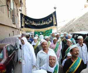 شاهد احتفال الطرق الصوفية  برؤية هلال شهر رمضان (صور وفيديو)
