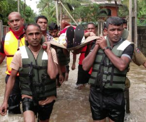 سريلانكا: فرق الإغاثة والطوارئ أوصلت مساعدات غذائية ومياه لمتضررى الفيضانات