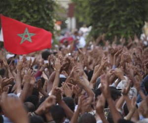 السلطات المغربية تعتقل 20 شخصا بعد اشتباكات مع الأمن في مدينة الحسيمة