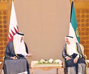 تميم الخائف يلجأ للكويت وعمان للوساطة مع السعودية