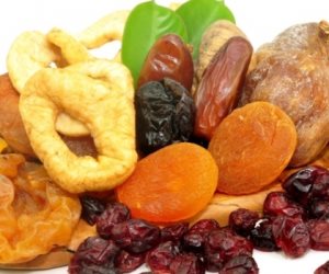 فوائد هائلة لفاكهة رمضان المجففة منهم الزبيب والقراصيا