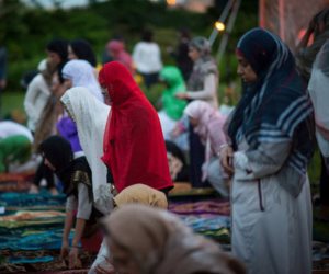  ردا على مبادرة المسجد الليبرالى.. «الإفتاء»: لايجوز اختلاط المرأة بالرجل فى الصلاة