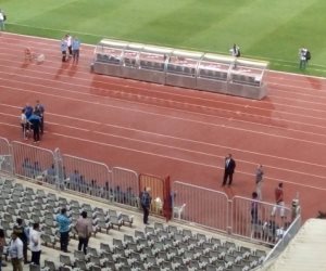 تعرف علي سبب استدعاء مرتضى منصور  مدرب للزمالك خلال مباراة اتحاد العاصمة «صور»