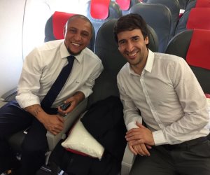 نهائى دورى الأبطال.. كارلوس وراؤول ضمن بعثة الريال فى كارديف (صور)